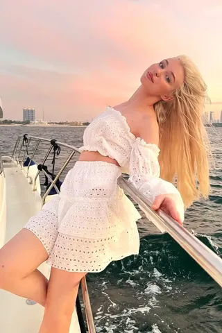 Beautiful girl Claire| № 7